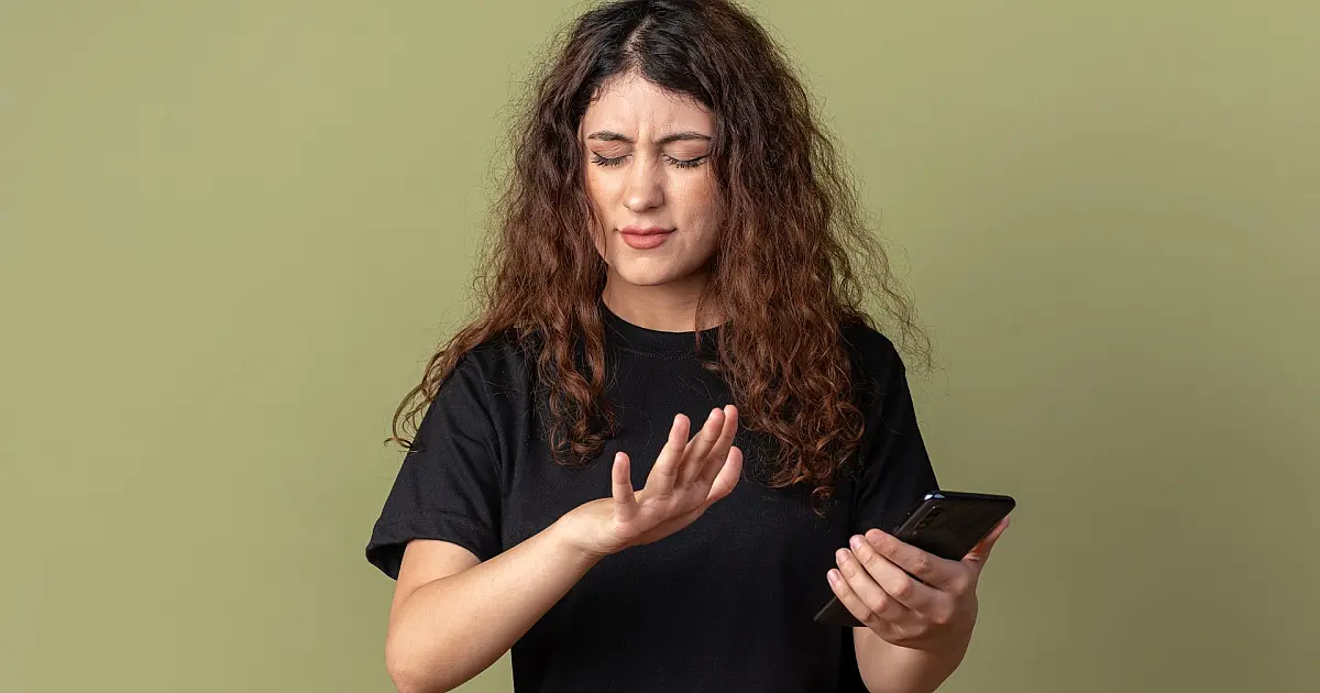 Por que ninguém quer atender ligações telefônicas?