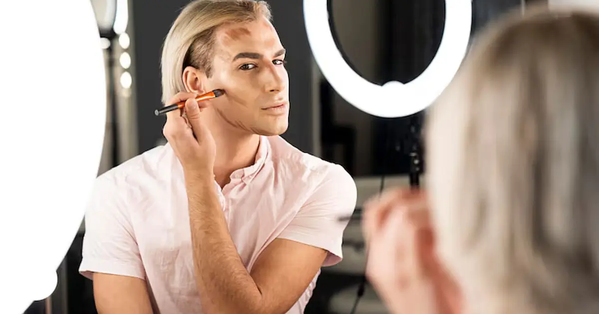 Maquiagem masculina cresce e conquista o dia a dia dos homens