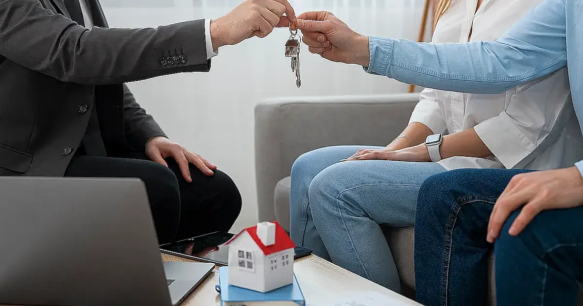 Aluguel por temporada: reforma tributária impõe 44% de impostos em 2026