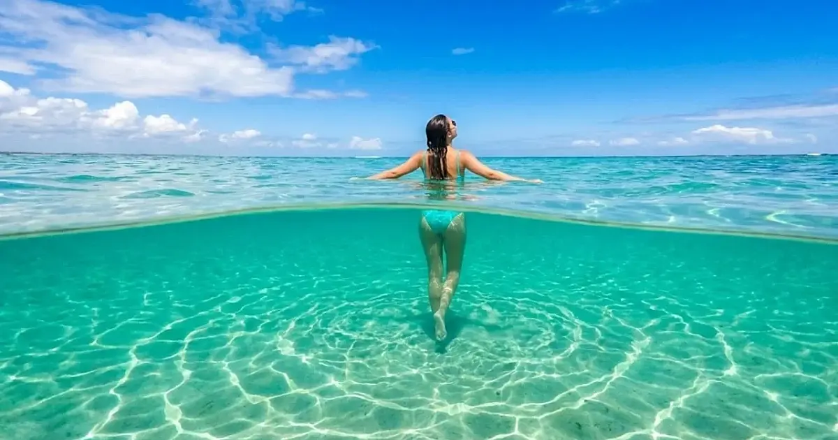 Piscinas naturais tão claras parecem irreais, a apenas uma hora da capital