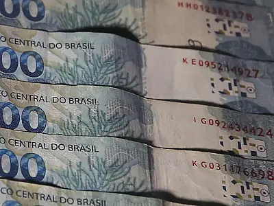 Juros altos e emissões de títulos impulsionaram o endividamento, dentro do planejado pelo governo.
