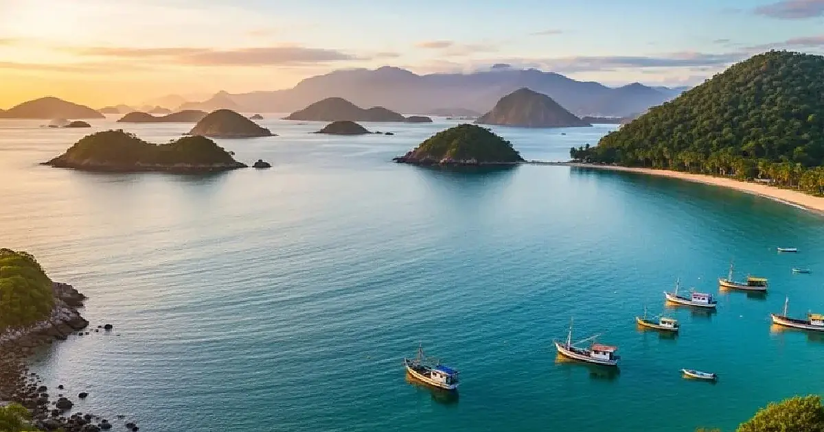 Angra dos Reis: paraíso das ilhas esmeralda atrai turistas em 2026