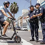 Nova lei obriga emplacamento, CNH e equipamentos para ciclomotores elétricos; multas já valem em 2026