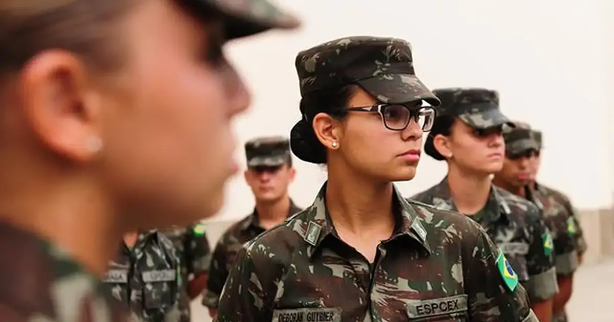 Exército abre seleção para alistamento militar de homens e mulheres em Brasília