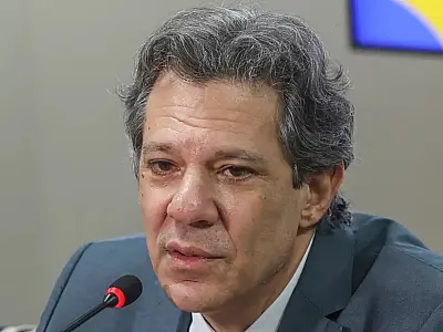 O ministro da Fazenda, Fernando Haddad, durante entrevista em que defendeu mudanças na fiscalização dos fundos de investimento.