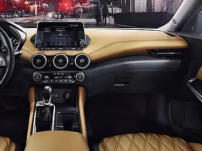 Nissan Sentra 2025 aposta em conforto, espaço interno e tecnologia para competir no segmento de sedãs médios.