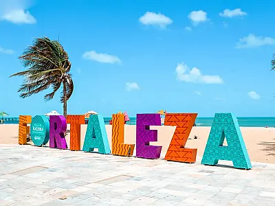 Fortaleza, a Terra da Luz, destaca-se como capital brasileira que une identidade cultural forte, praias incríveis e modernidade.