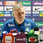 Ancelotti deixa Alexsandro fora e prioriza jogadores em forma