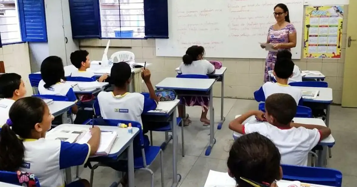 Professores da educação básica ficam isentos do IR a partir de 2026