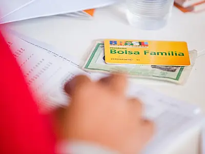 Serviço de checagem Senado Verifica alerta para boato sobre mudanças no Bolsa Família.