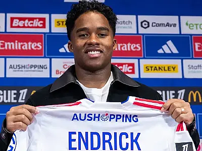 No Lyon, Endrick tenta reerguer sua carreira.