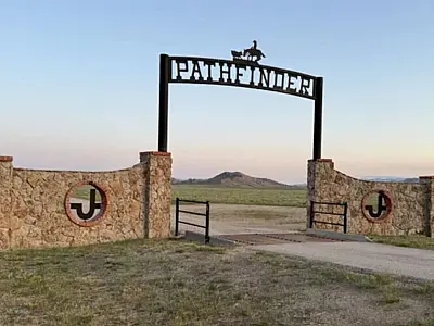 O bilionário americano Christopher Robinson adquiriu o Pathfinder Ranches.