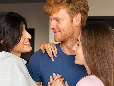 Brasil tem 6 milhões de mulheres a mais que homens.