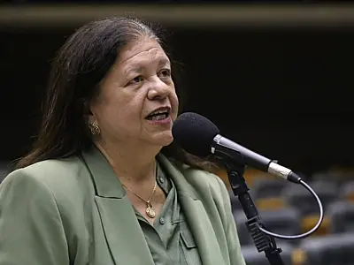 Comissão da Câmara aprova proposta que amplia a carga horária de educação física no ensino básico.