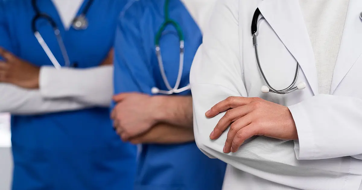 EBSERH abre concurso com 152 vagas e salários de até R$ 19 mil