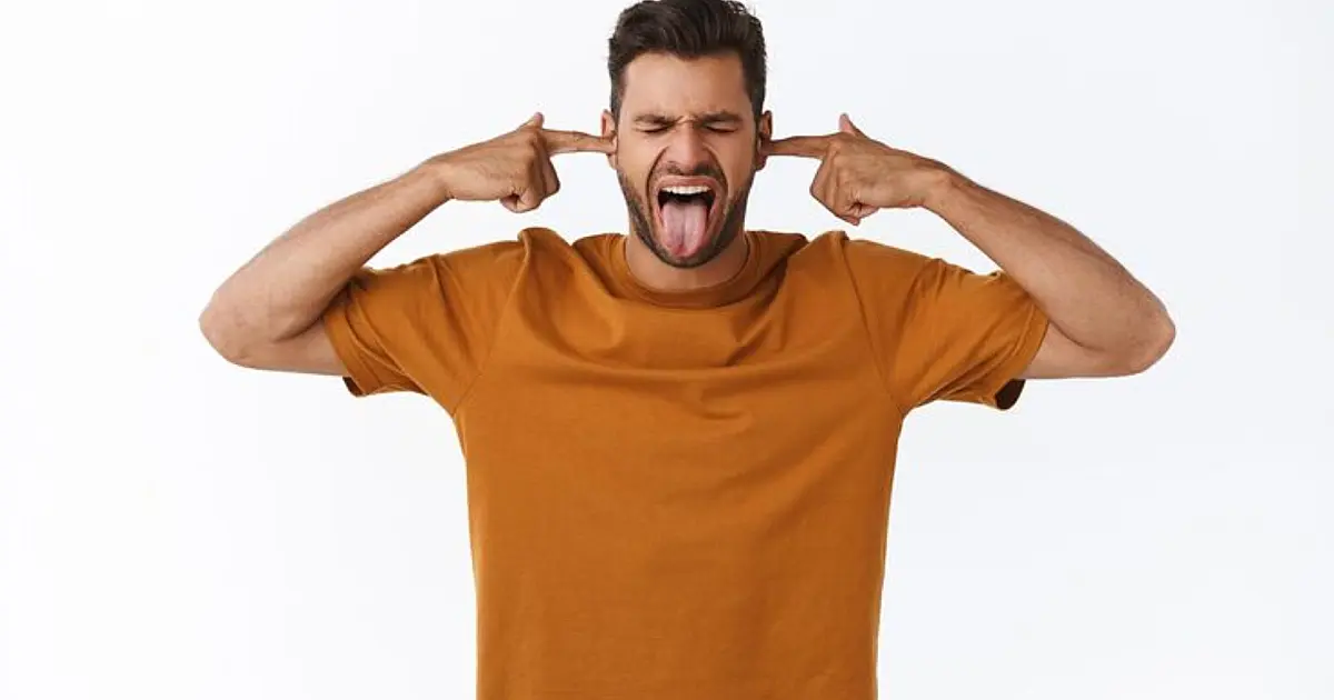 Adultos que agem como adolescentes: pessoas estão amadurecendo mais tarde?