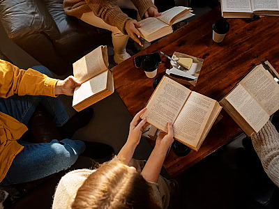 Profissionais apontam a promoção da cultura no país e a geração de empregos e renda como impactos positivos desses negócios.