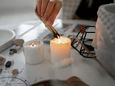 Fim do mês virou momento para rituais simbólicos.