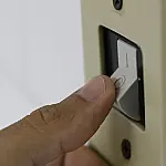 Como economizar na conta de luz e água sem abrir mão do conforto