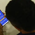 Saiba como sacar o FGTS sem pagar taxas e evitar juros