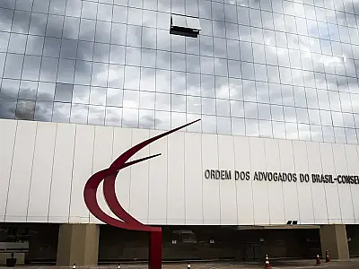 A OAB cobra o fim do inquérito das fake news no STF, aberto em 2019, por falta de delimitação temporal.