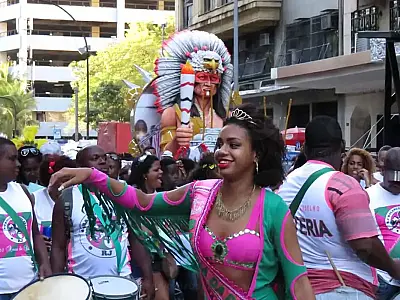 Rio ganha o Circuito Bira Presidente na Avenida Chile para desfiles de carnaval de rua.