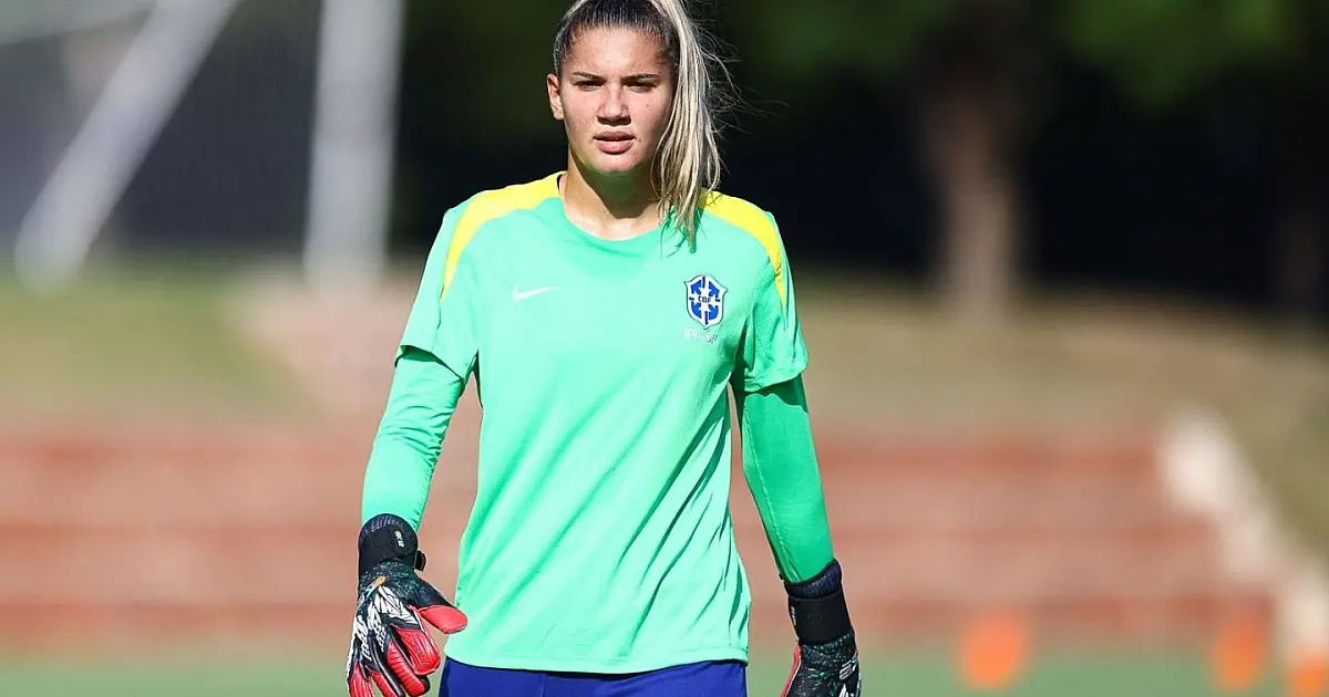Isa Faichel treinando com a Seleção Brasileira Feminina Sub-20 no CARFEM, em Ypané.