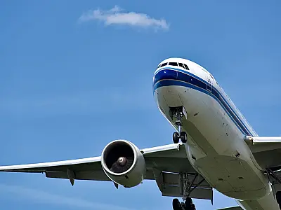 Hughes H-4 Hercules durante seu único voo, em 1947, nos Estados Unidos.