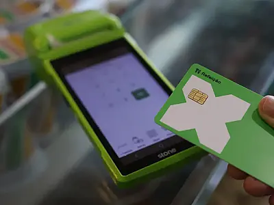 Novas regras do PAT limitam MDR a 3,6% e repasses a 15 dias, ampliando transparência e concorrência nos vales-alimentação e refeição para milhões de brasileiros.