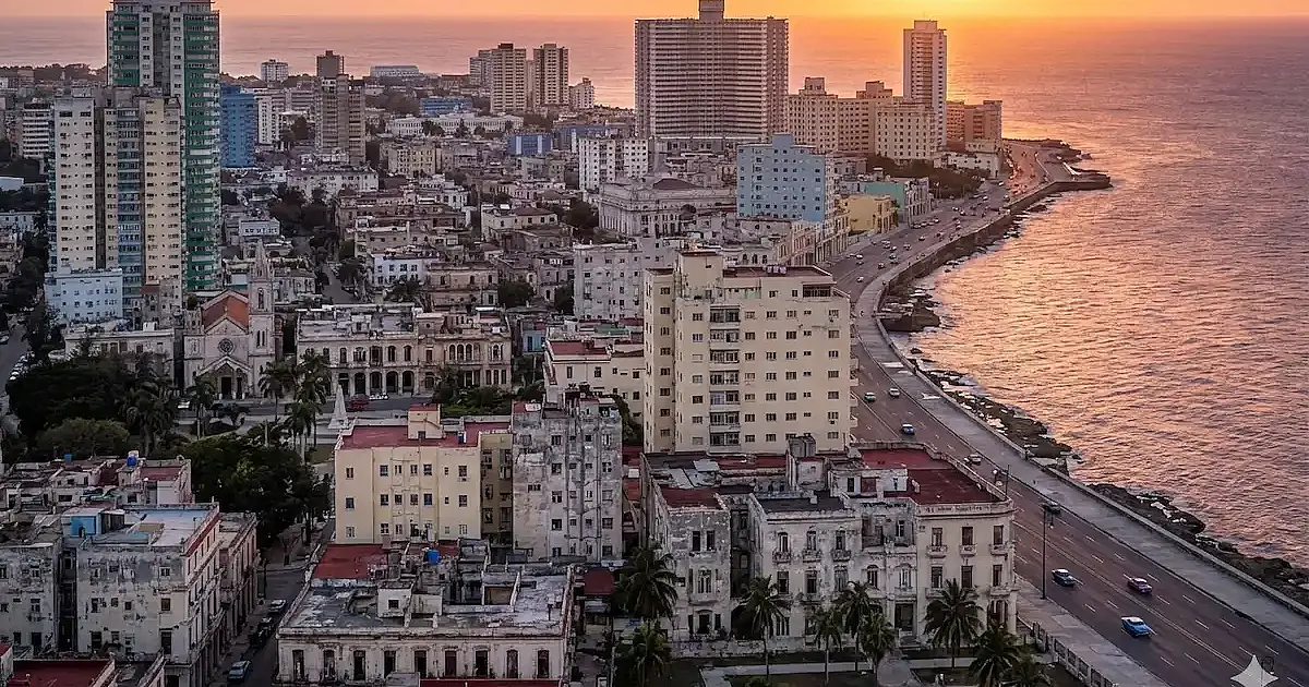 Bloqueio energético dos EUA ameaça colapso do sistema de saúde cubano e compromete atendimento a milhões