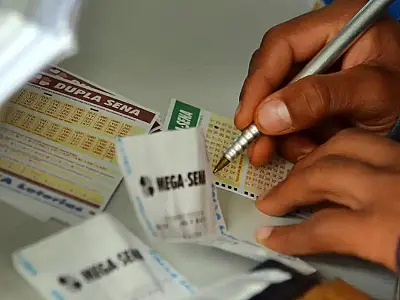 Apostador registra jogo da Mega-Sena em casa lotérica antes do sorteio milionário.