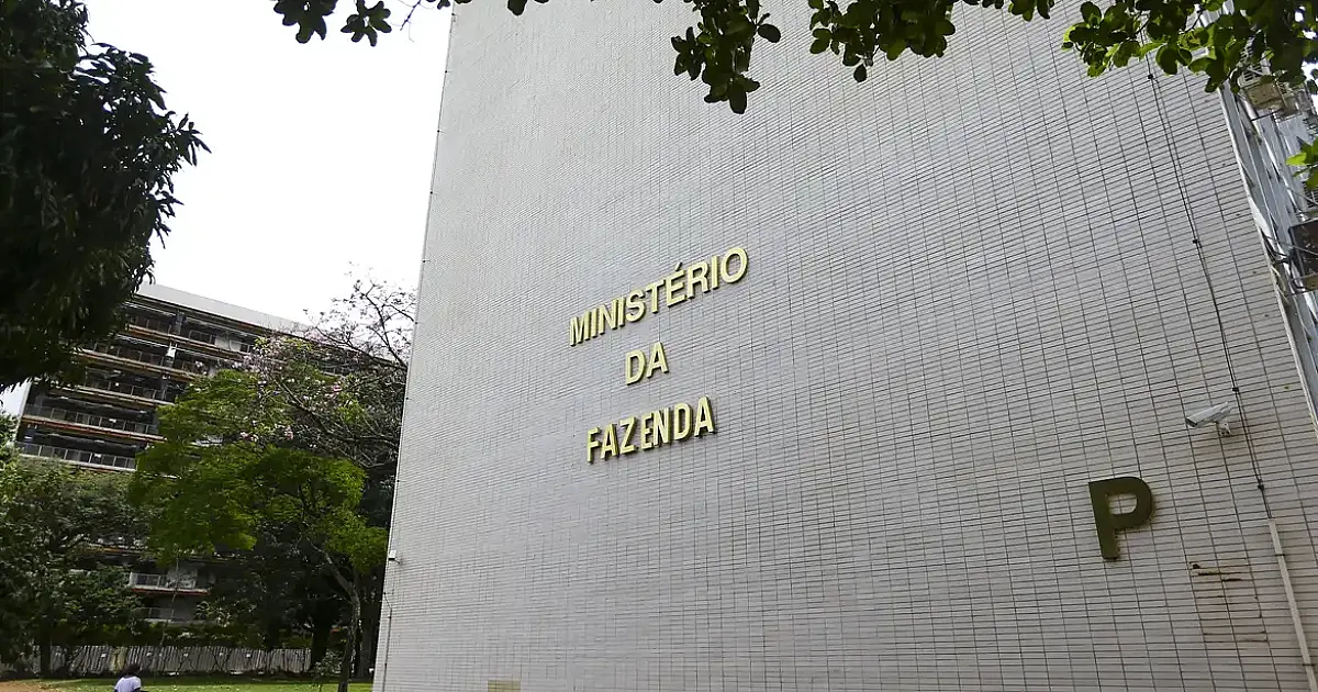 Brasil capta US$ 4,5 bilhões em títulos no mercado internacional em 2026; entenda