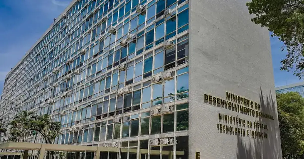 Fachada do Ministério da Gestão e da Inovação em Serviços Públicos em Brasília.