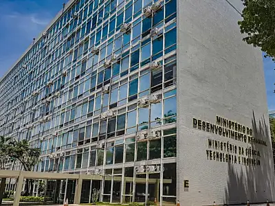 Programa de Desenvolvimento Inicial passa a integrar estágio probatório de novos servidores federais.