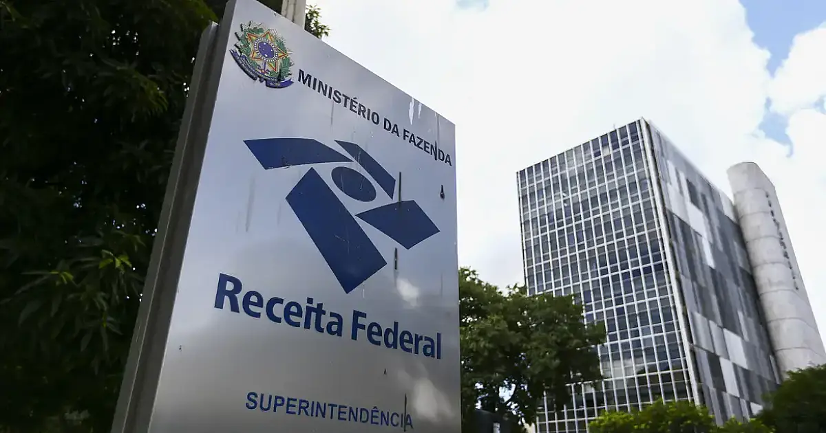 Receita Federal admite acesso indevido a dados fiscais de ministros do STF e familiares em investigação da PF
