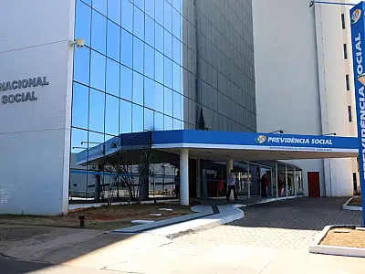 Sede da Previdência Social; AGU amplia ações regressivas por feminicídio para ressarcimento ao INSS.