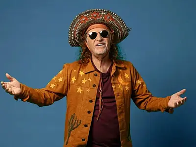 Alceu Valença é a principal atração do Muriçocas do Miramar em João Pessoa.