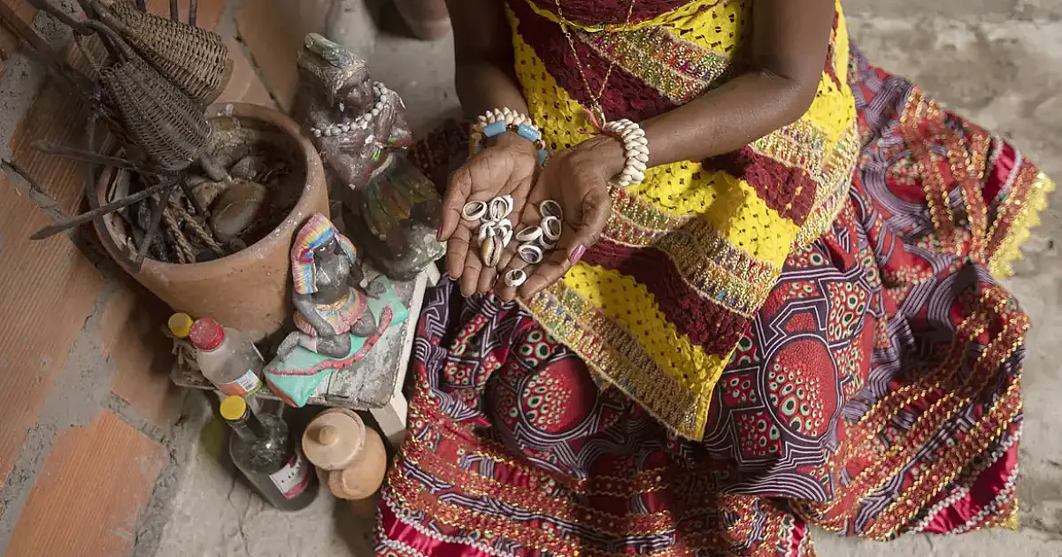 Cartilha inovadora do Inca integra saberes de terreiros e combate ao câncer em mulheres negras com abordagem ancestral e científica