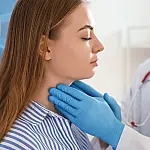 Fevereiro Laranja chama atenção para a leucemia e alerta sobre sinais da doença