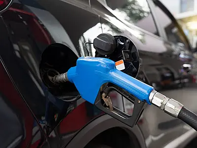 Levantamento aponta aumento de casos de gasolina irregular no Brasil.