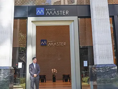 FGC aprova plano para cobrir rombo bilionário após liquidação do Banco Master.