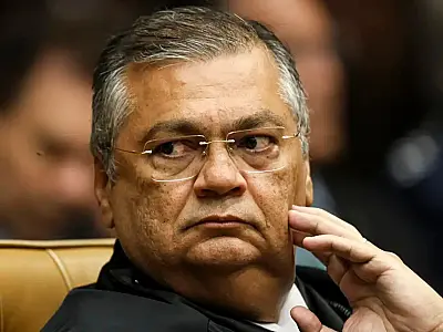 Ministro Flávio Dino decidiu que aposentadoria compulsória não pode mais ser aplicada como punição a magistrados.