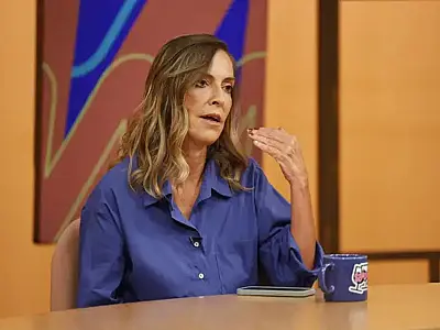 Pesquisadora Tatiana Sampaio explica estudos sobre a polilaminina, substância em testes para tratar lesões medulares.