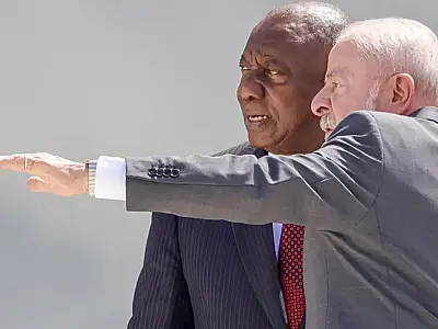 Presidente Lula recebe Cyril Ramaphosa em visita de Estado para fortalecer laços econômicos.