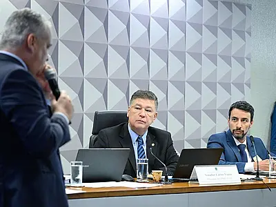 Sessão da CPMI que ouviu o CEO do C6 Consignado sobre contratos de crédito consignado.