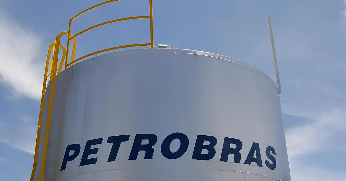 Pedido por reforço na importação de diesel pela Petrobras amplia debate sobre abastecimento, preços e impacto na economia