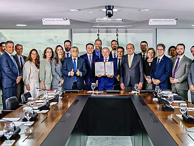 Presidente Lula durante ato de sanção da Lei Antifacção voltada ao combate ao crime organizado.