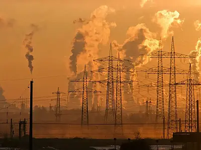 Tecnologias climáticas buscam reduzir impactos ambientais e ampliar eficiência energética.