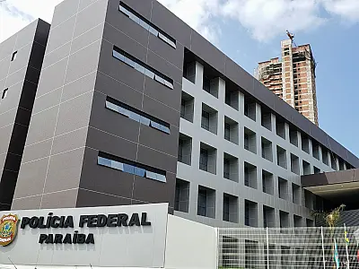 Sede da Polícia Federal na Paraíba, onde foram conduzidas investigações sobre fraude em concursos públicos.