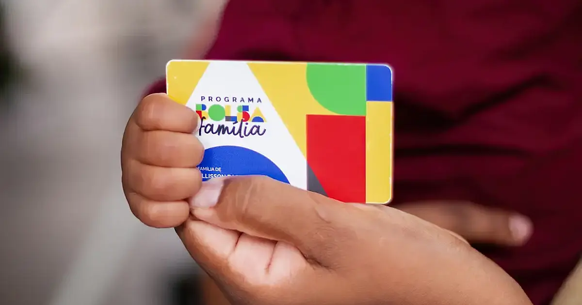 Bolsa Família de março é pago a famílias com NIS final 3 e mantém valor mínimo de R$ 600